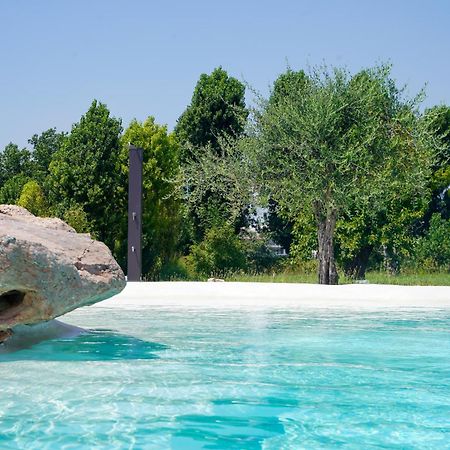 Hotel La Caporala Castel de Azzano Bagian luar foto
